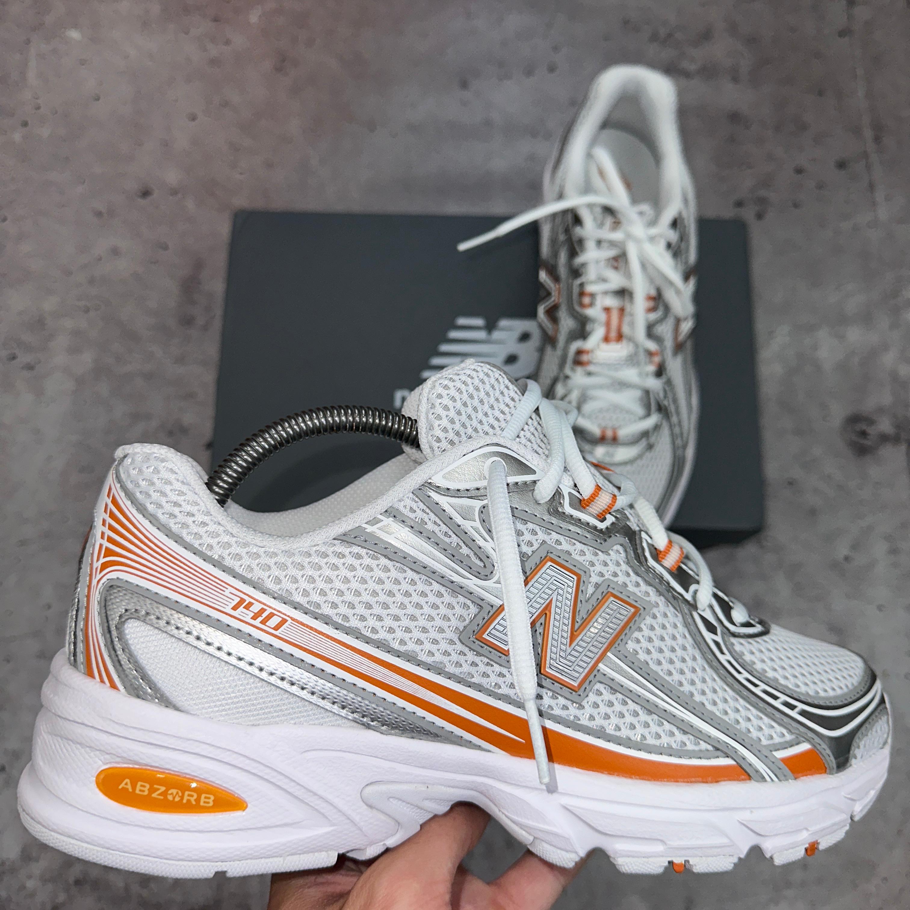 NEW BALANCE TRAINERS