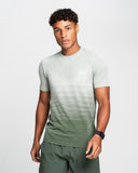 AGARU GRADIENT SEAMLESS T-SHIRT
