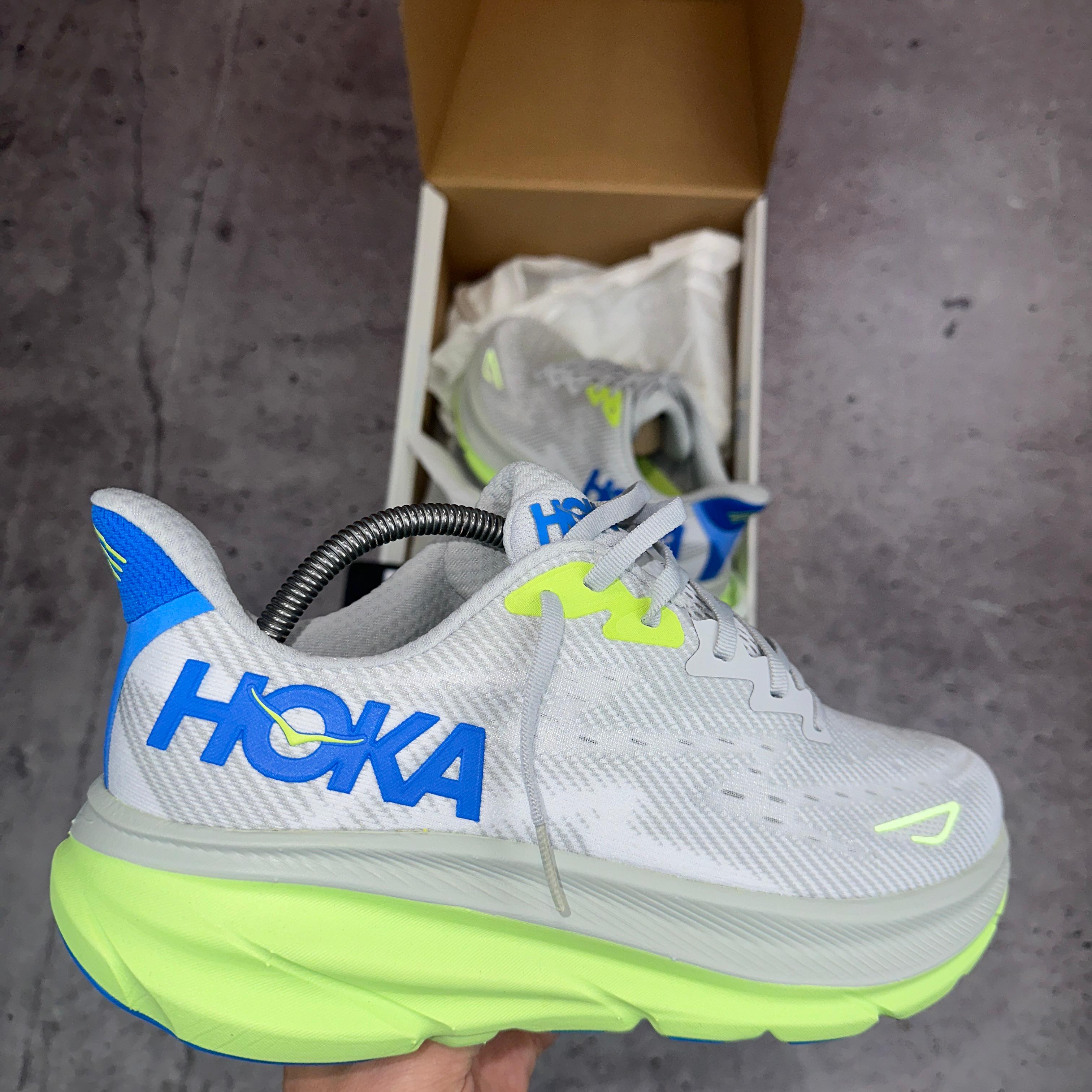 HOKA 9 TRAINERS