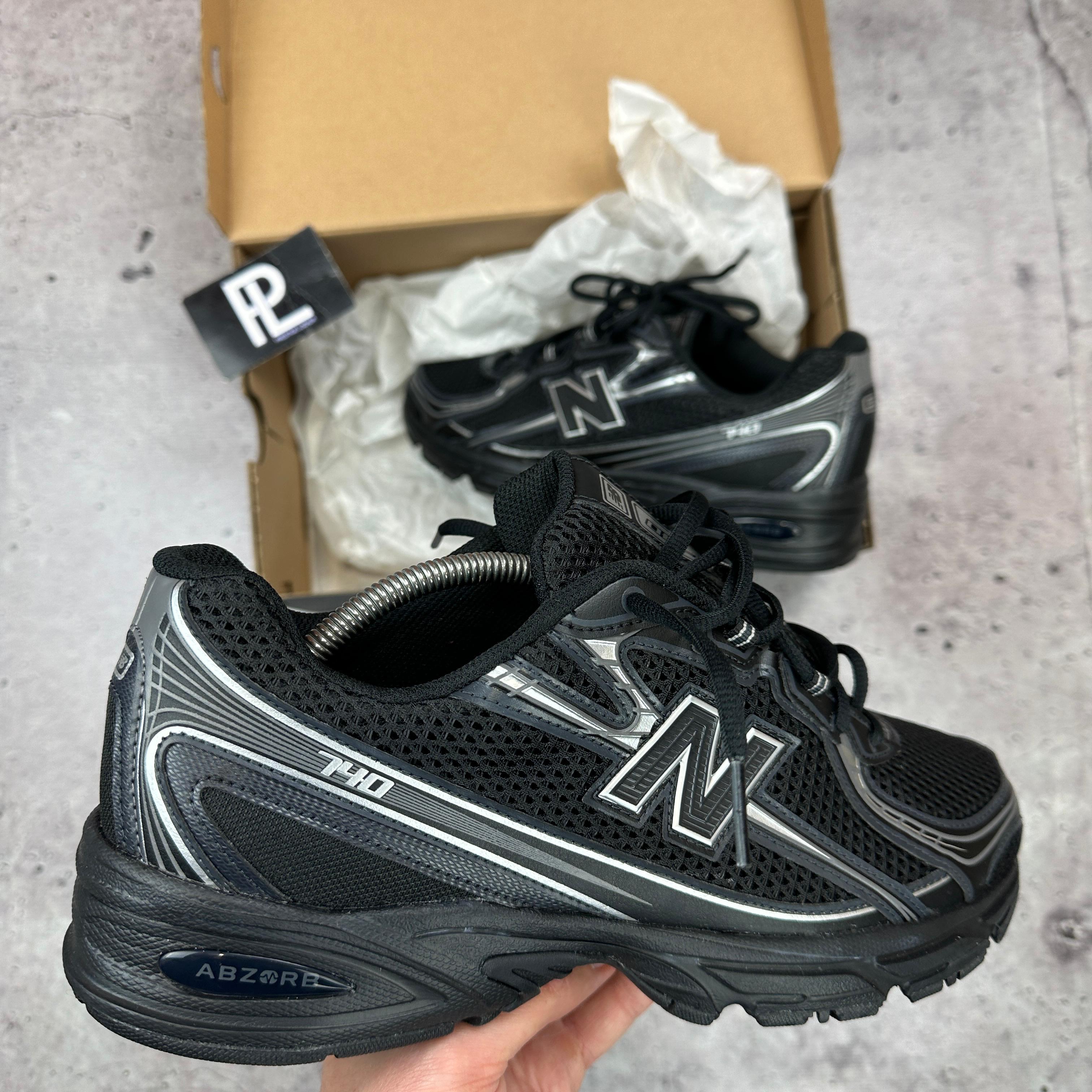 NEW BALANCE TRAINERS