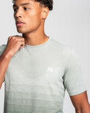 AGARU GRADIENT SEAMLESS T-SHIRT
