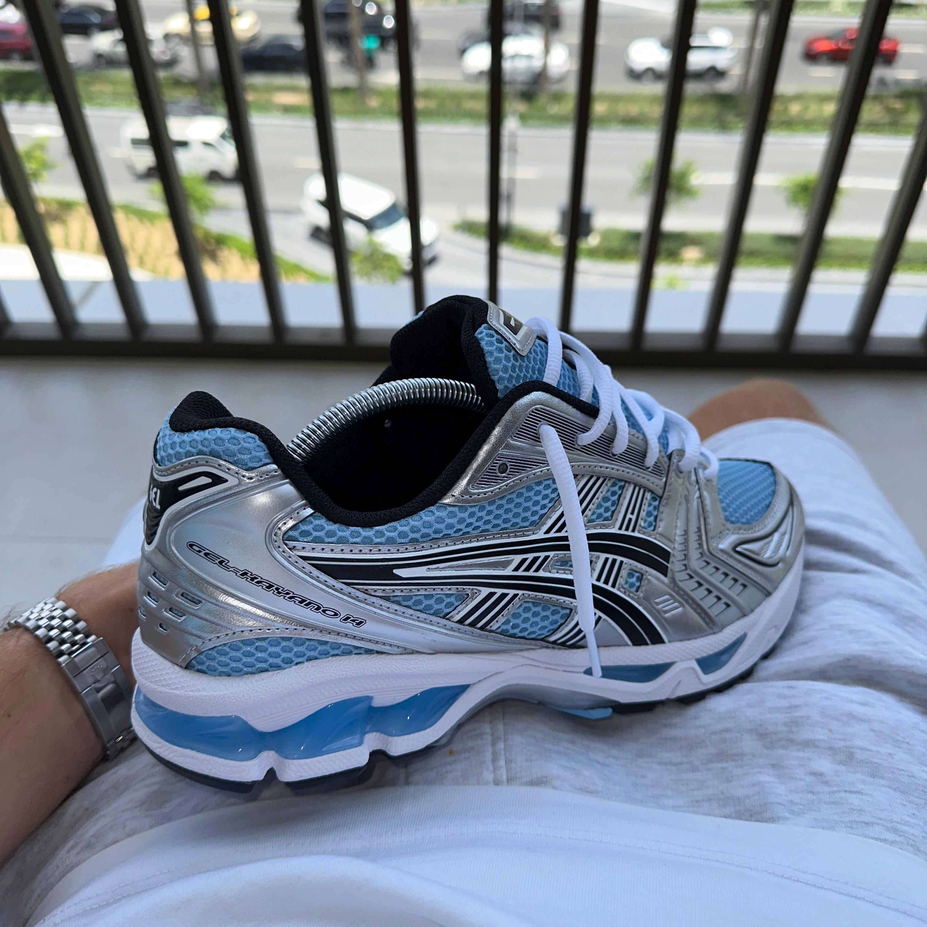 ASICS GEL KAYANO