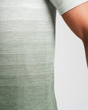 AGARU GRADIENT SEAMLESS T-SHIRT