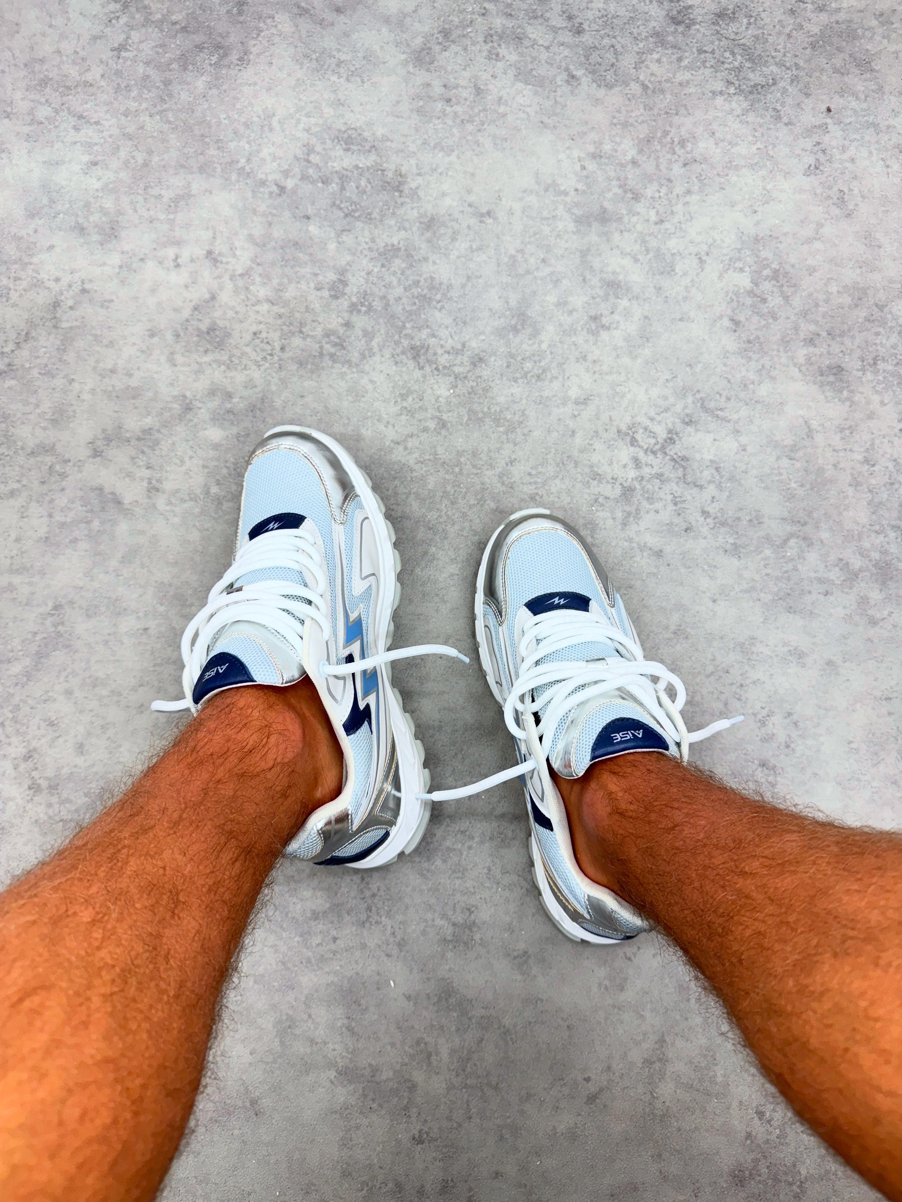 AISE Chrome Blue Cosmo Runner