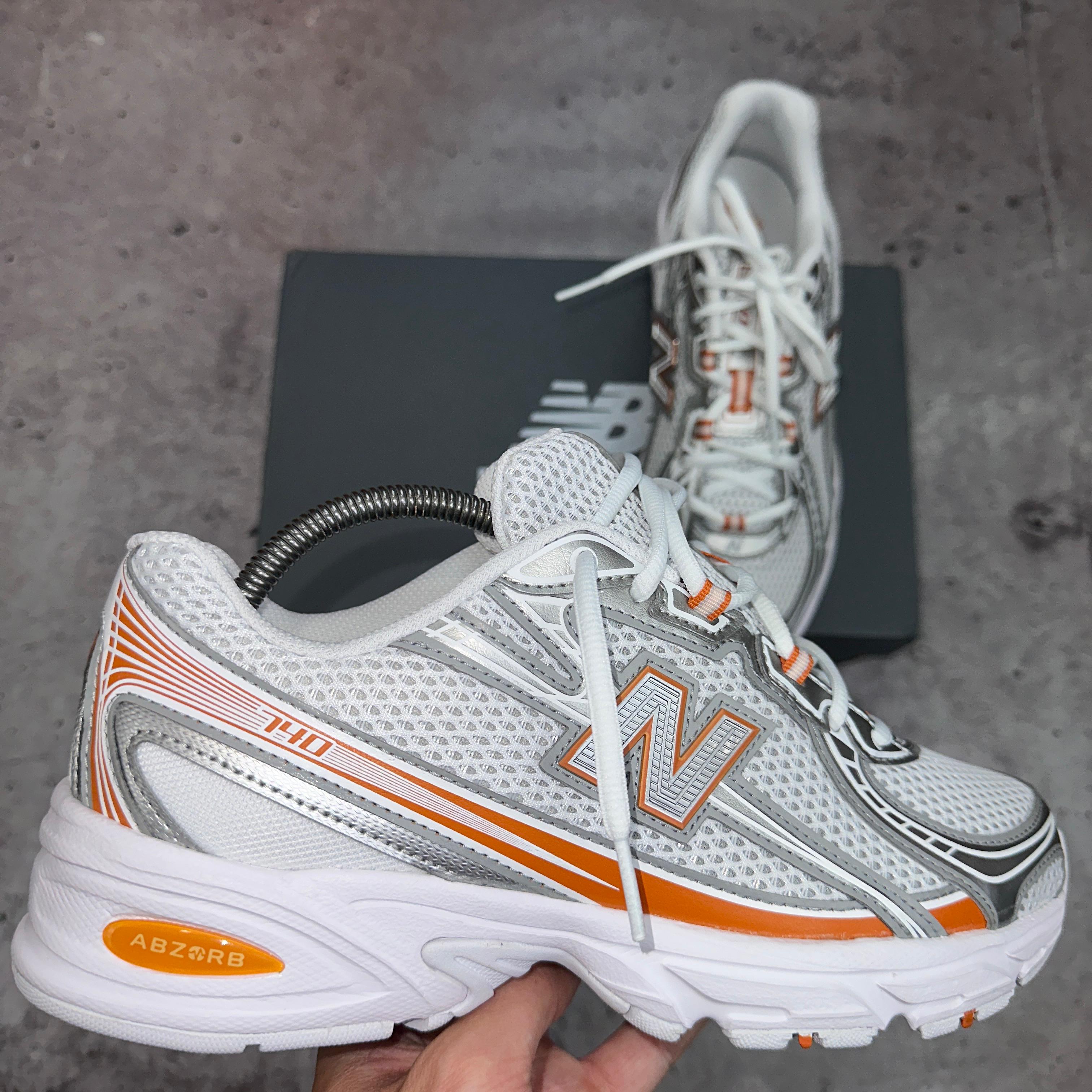 NEW BALANCE TRAINERS