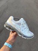 ASICS GEL KAYANO