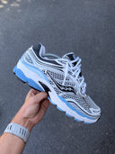 Saucony ProGrid Omni 9 Blissful White
