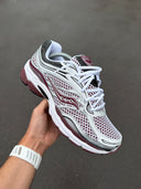 Saucony ProGrid Omni 9 OG White Maroon