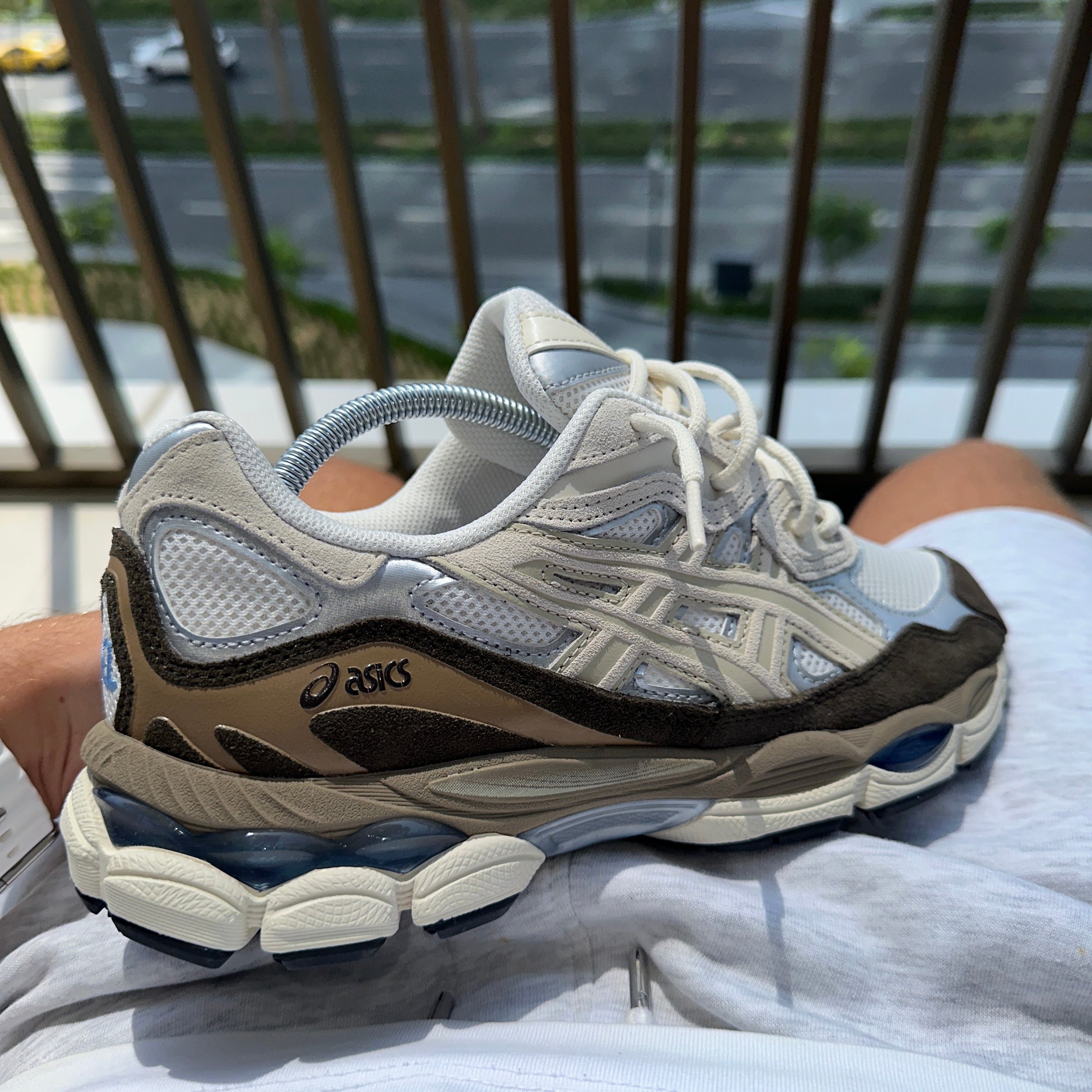 ASICS GEL TRAINERS *RARE*