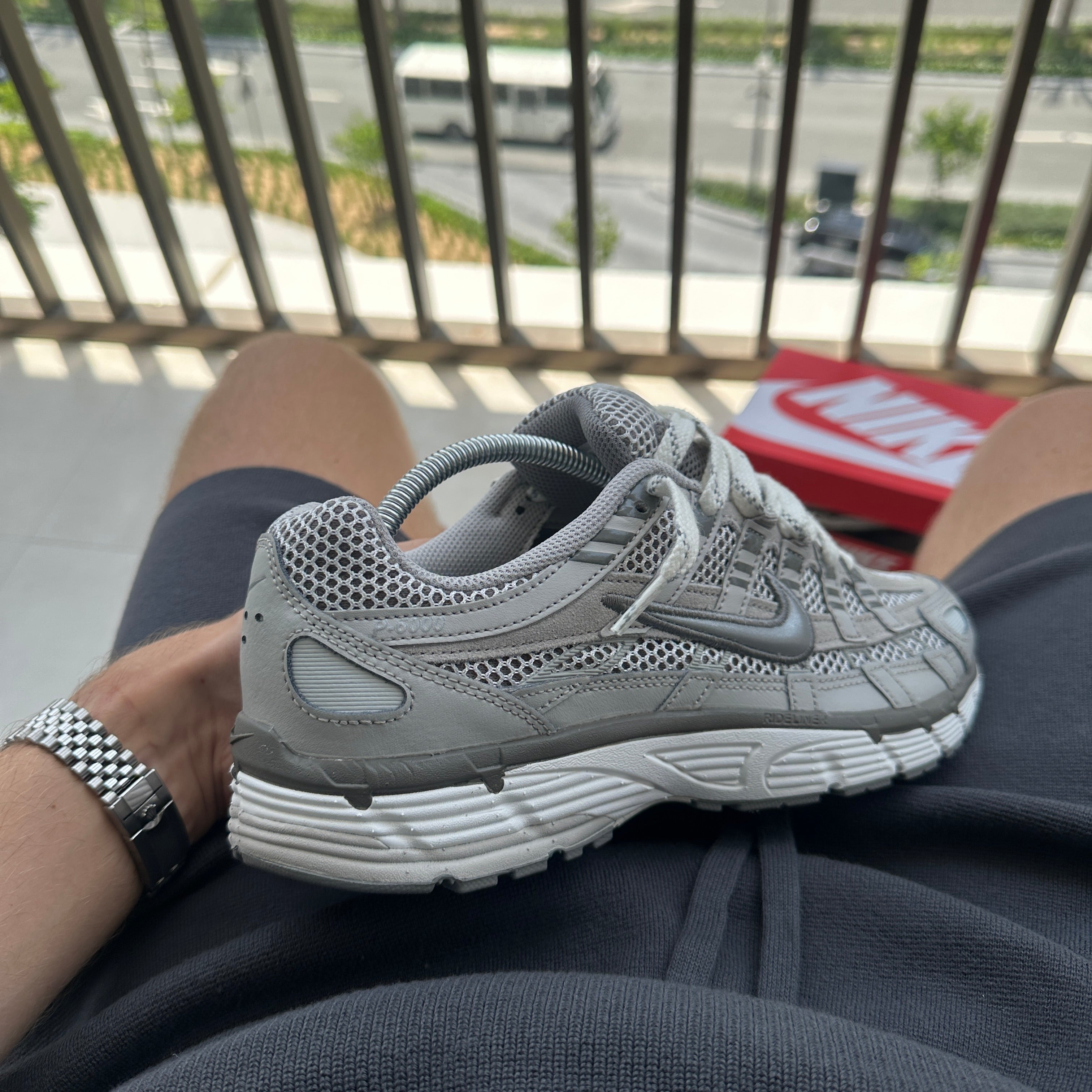 NIKE P6000