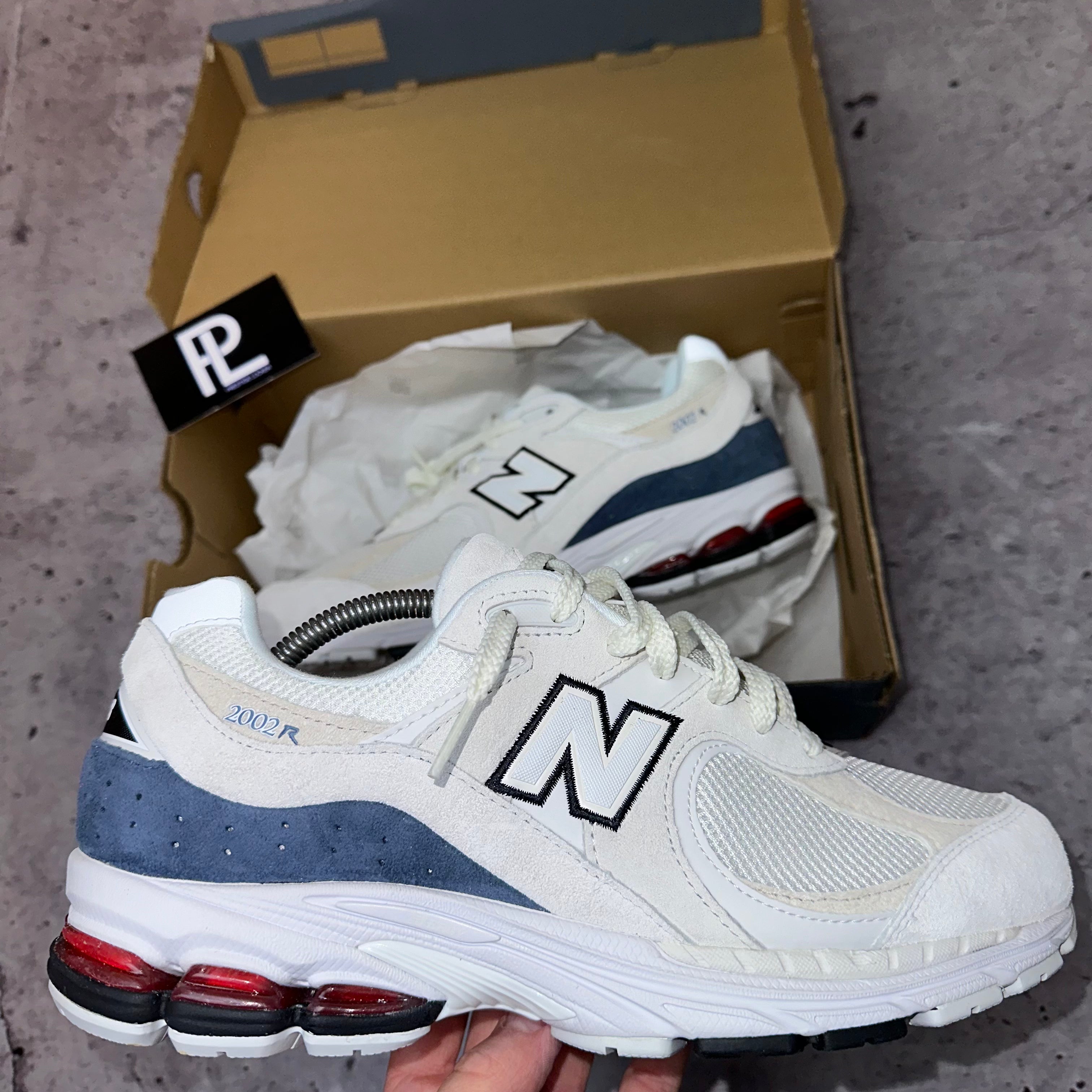 NEW BALANCE TRAINERS