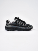 NIKE P6000