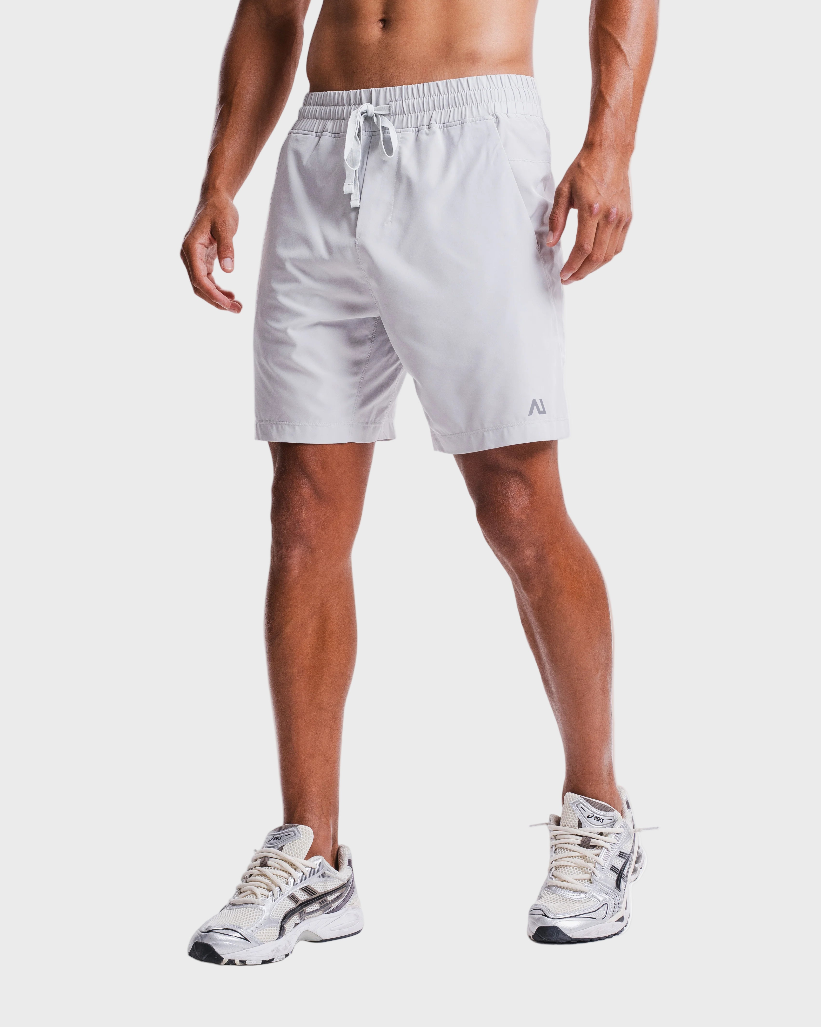 Agaru Form Linerless Short - Pearled White