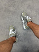 AISE KHAKI COSMO RUNNER