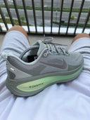 NIKE VOMERO 18