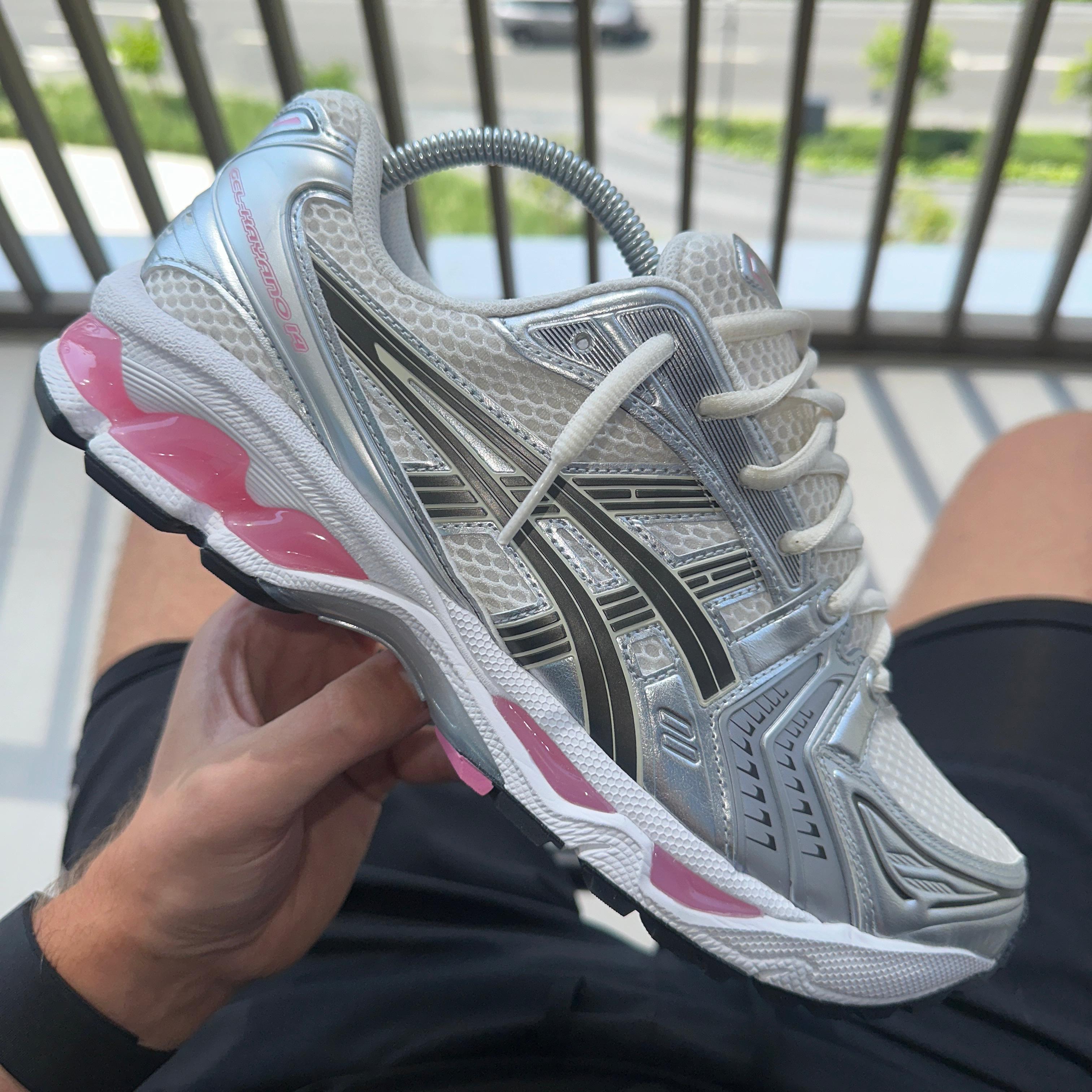 ASICS GEL KAYANO