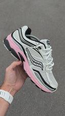 Saucony Progrid Omni 9 OG Quartz Touch
