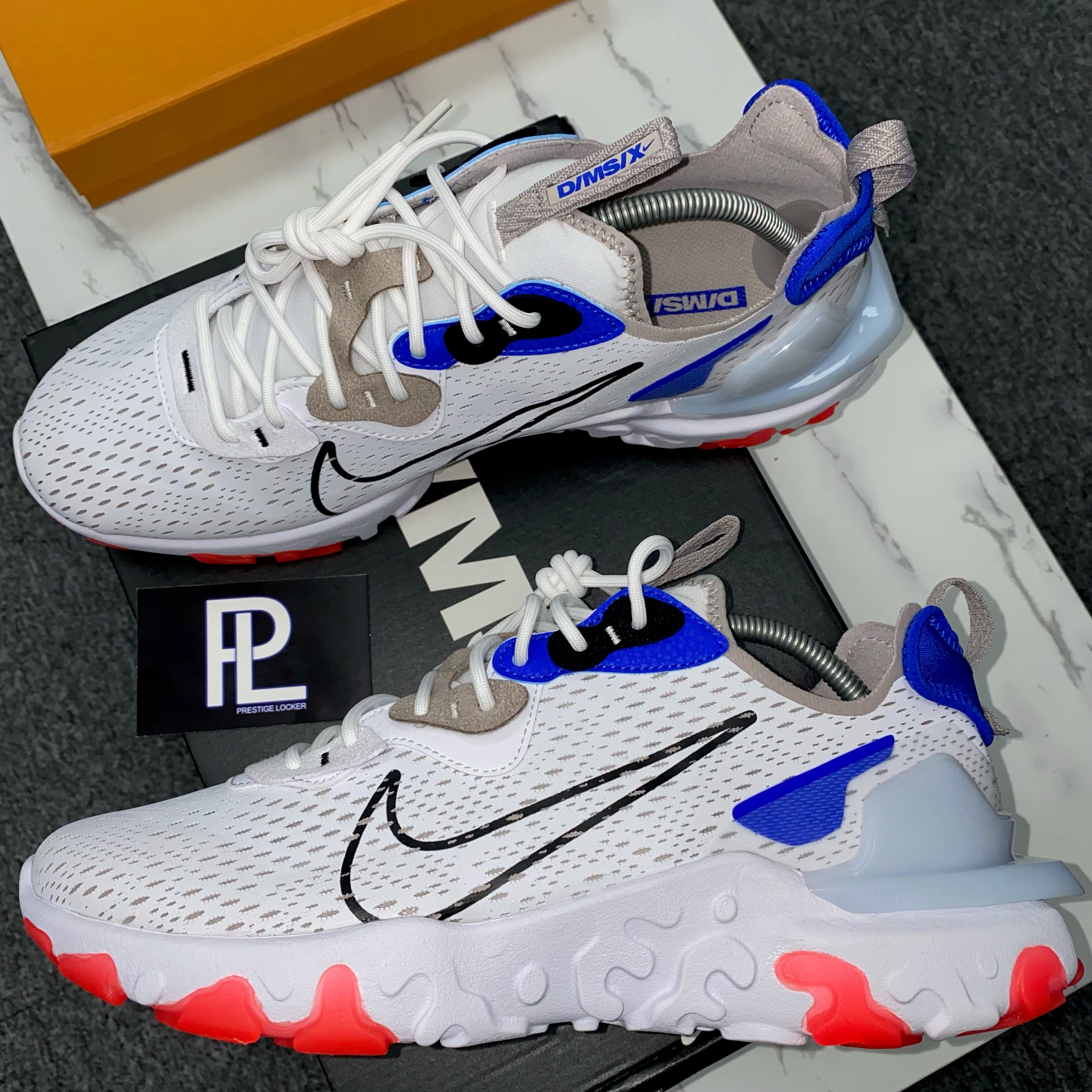 NIKE REACT VISION