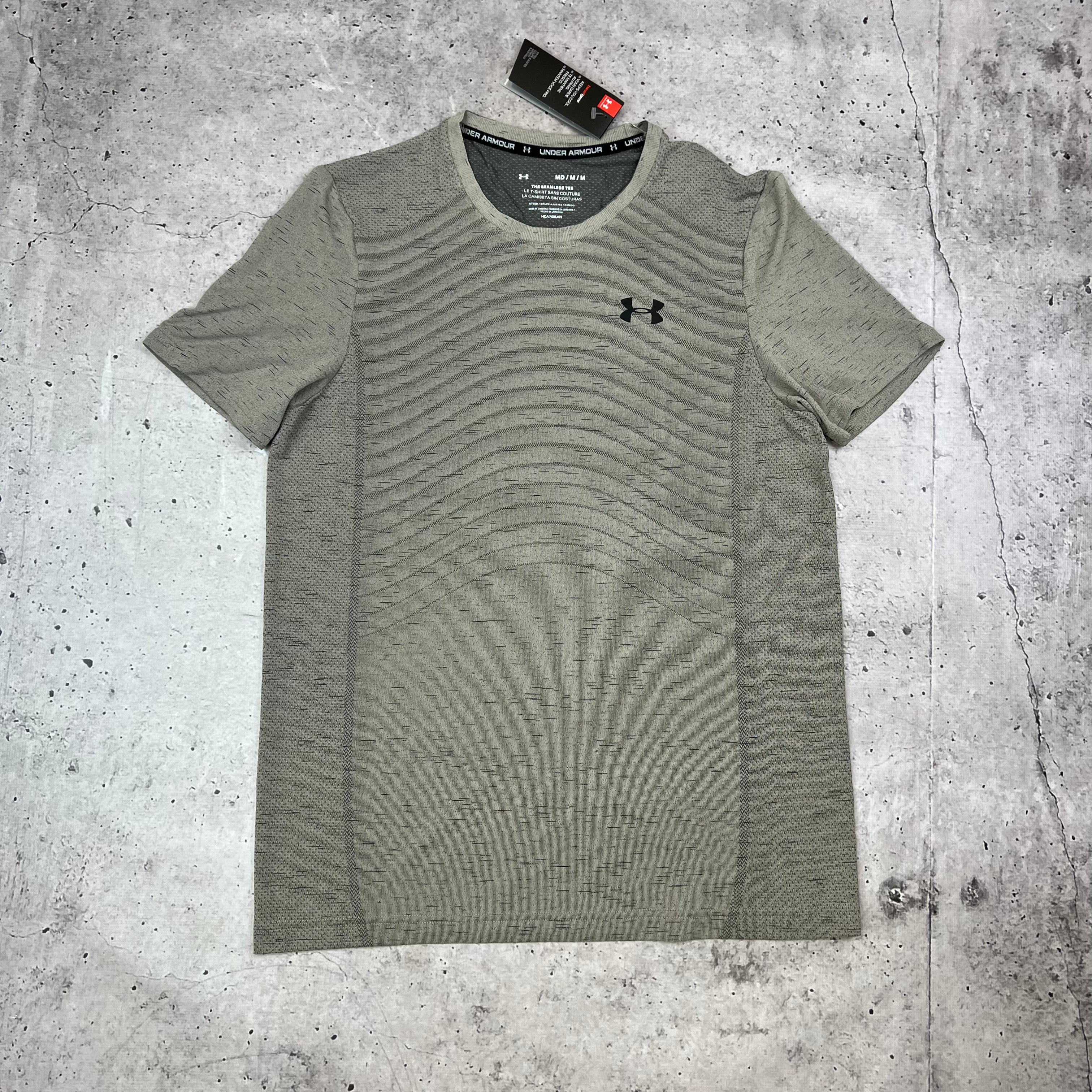 UNDER ARMOUR T-SHIRT